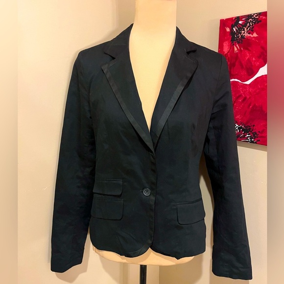 American Eagle Black Blazer with satin blue/white striped sleeve lining, Small - Picture 1 of 8